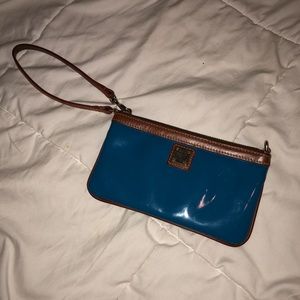 Dooney and bourke wristlet